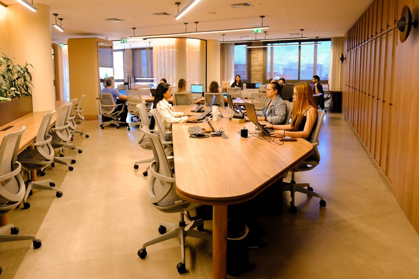 Business & Creative Hub — The Cut Medellín